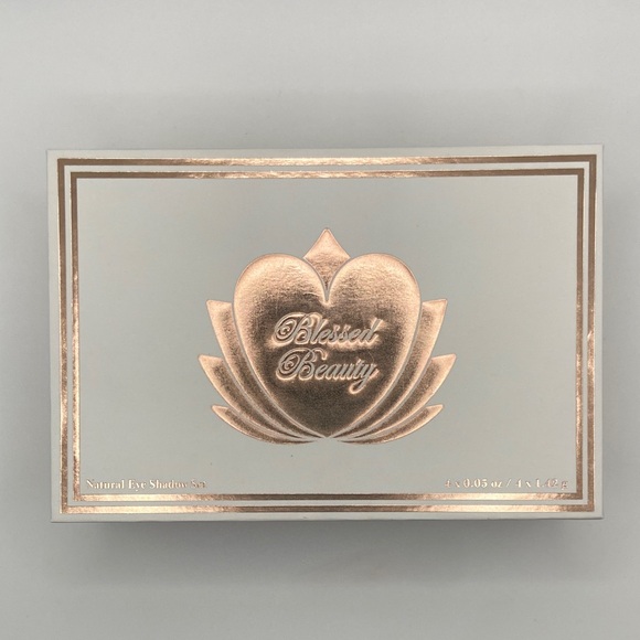 Gold Natural Eyeshadow Palette Set - Blessed Beauty | Gold and Brown Tones | 🆕 - Picture 7 of 10